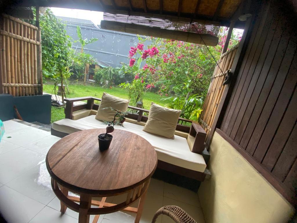 Pomelo Guest House Ubud Eksteriør bilde